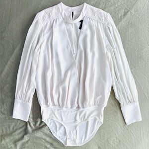 BCBGMAXAZRIA Monochrome Flowy Ivory Bodysuit, Sequins and Embroidery, Size 6